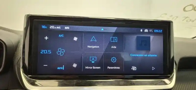 Peugeot 208 hybrid 100 e-dcs6 — photo 34
