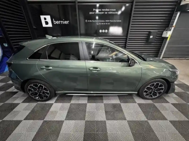 Kia Ceed 1.5 t-gdi 160ch gt line dct7 — photo 8