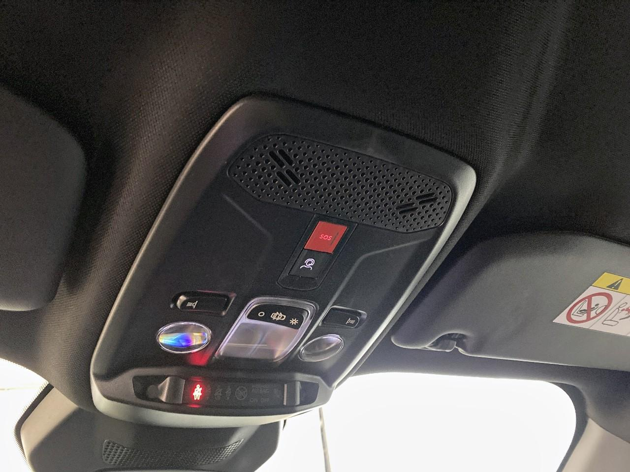 Peugeot 2008 hybrid 145 ch e-dcs6 allure — photo 19