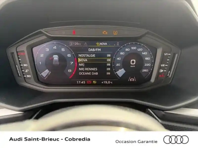 Audi A1 sportback 25 tfsi 95ch advanced — photo 14