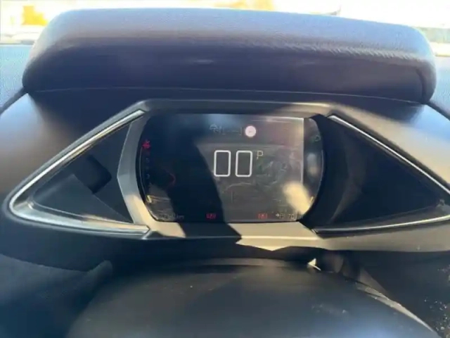 Ds Ds 3 crossback puretech 130ch performance line + automatique 7cv — photo 13