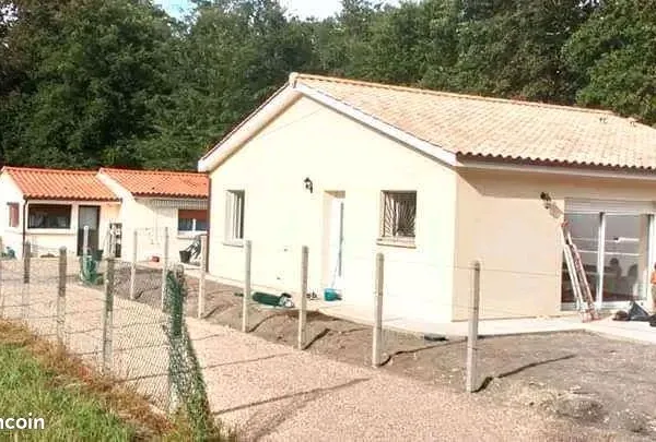 Location maison saint savin de blaye