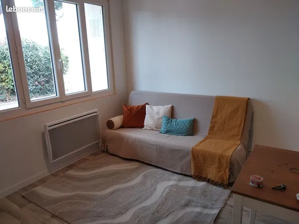 Location à l'année T2 (38m2) 630e charges comprises