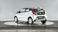 Toyota Aygo 1.0 VVT-i 72ch x-play x-app 5p MC18 — photo 8