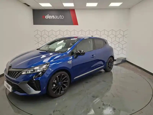 Renault Clio e-tech full hybrid 145 ch gsr2