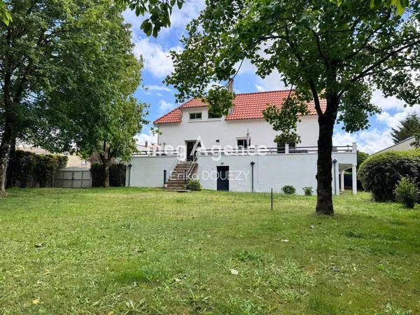 Maison 7 pièces 175 m²