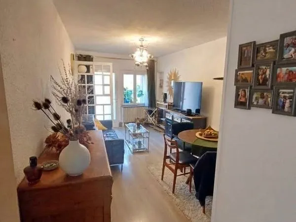 Maison T3 600e CC centre ville