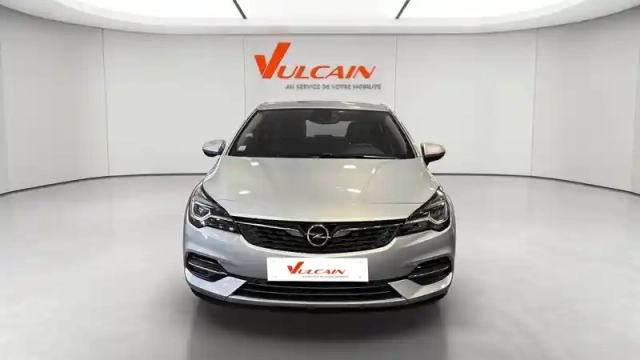 Opel Astra 1.2 turbo 130 ch bvm6 — photo 10