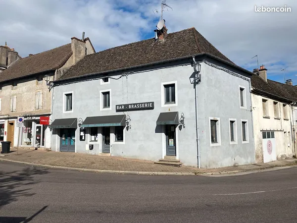 Bien immobilier de rendement Vente Cuisery 66000€
