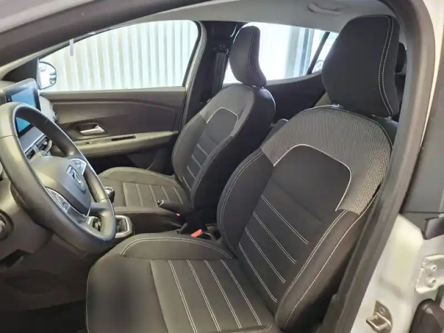 Dacia Sandero sce 65 - 22 — photo 7