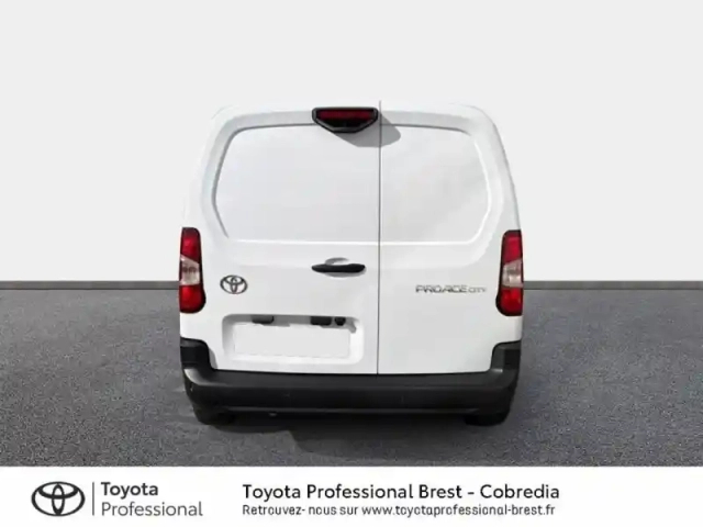 Toyota Proace city medium 100 d-4d start mc24 — photo 4