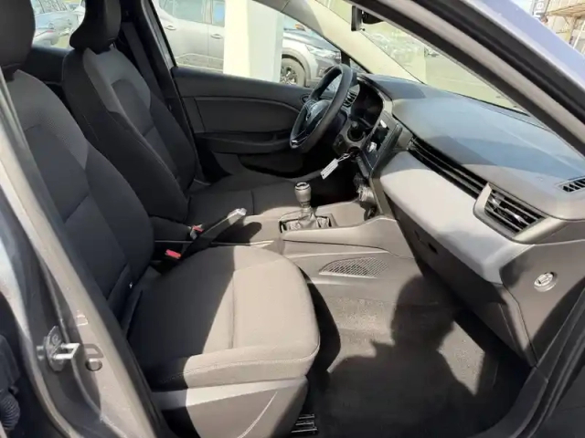 Renault Clio sce 65 — photo 10