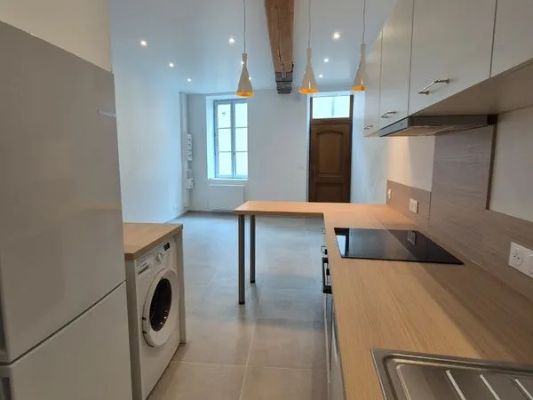 A louer maison de village rénovée