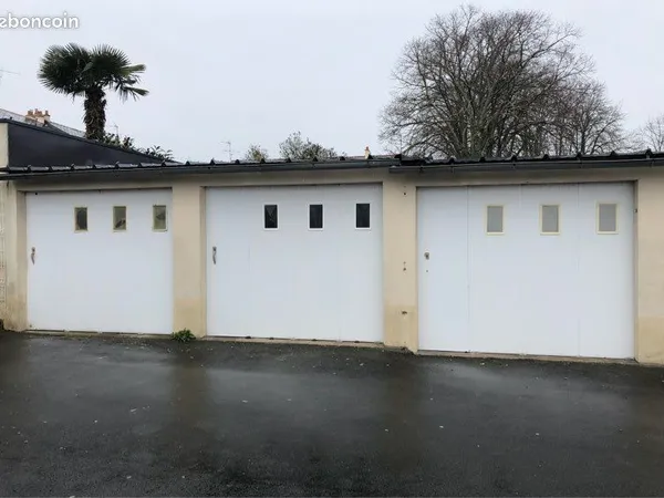Garage box fermé