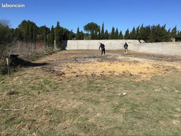 Terrain a sorgues