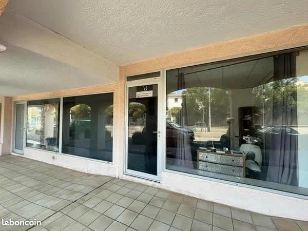 Studio 1 pièce 20 m²