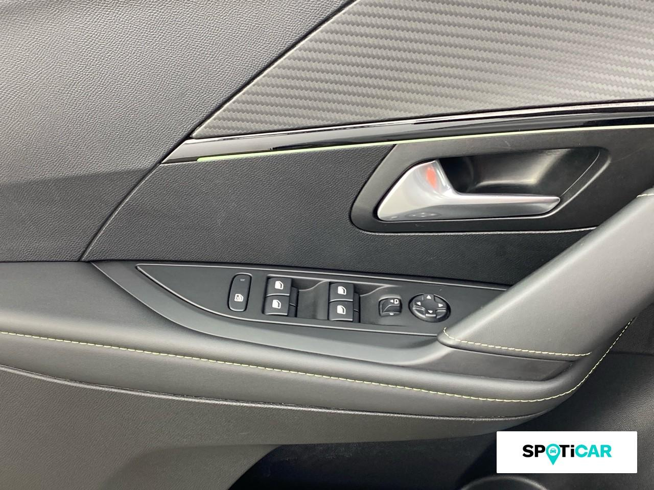Peugeot 208 1.2 puretech 100ch s&s gt — photo 19