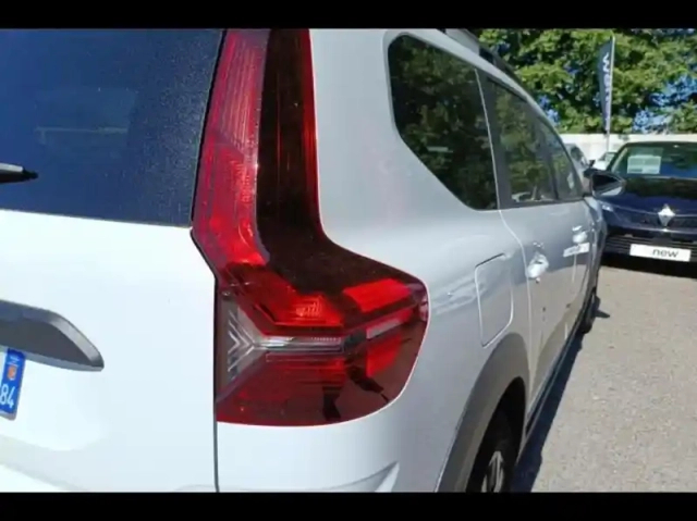 Dacia Jogger 1.0 tce 110ch sl extreme 5 places — photo 14