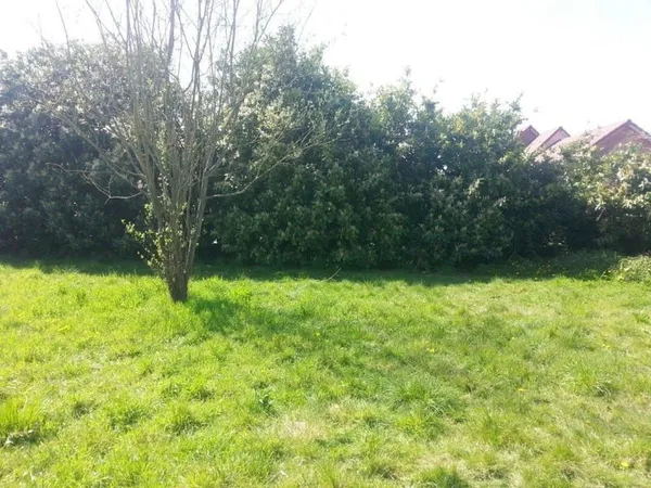 Terrain 822 m²