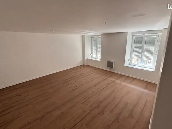 À louer immédiatement - Maison rénovée, lumineuse et au calme