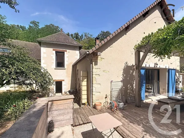 Maison 7 pièces 253 m²