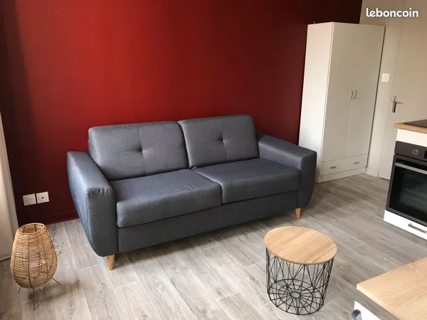 Beau studio meublé hyper centre Niort