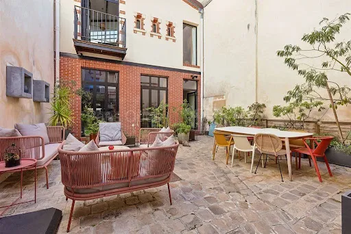 Maison 6 pièces 198 m²