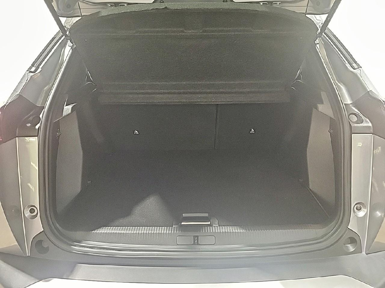 Peugeot 2008 puretech 100 s&s bvm6 allure — photo 14