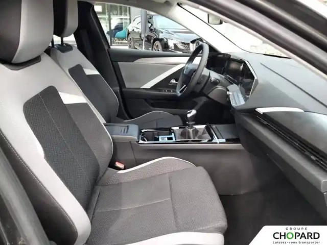 Opel Astra 1.2 turbo 110 ch bvm6 — photo 13
