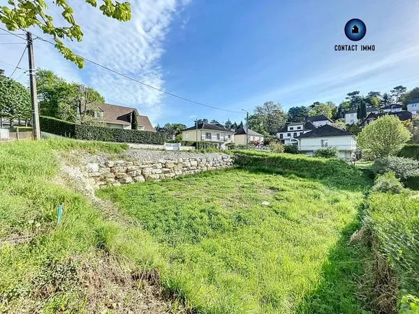 Terrain 570 m²