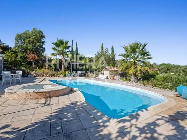 Maison de plain-pied 6 pièces 128 m²