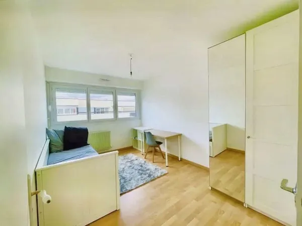 Colocation agréable à vivre, vue imprenable