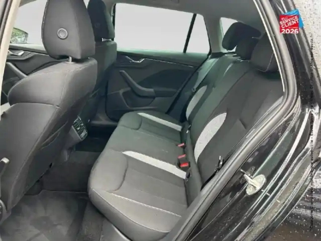 Skoda Kamiq 1.0 tsi evo 2 116ch selection dsg7 — photo 11
