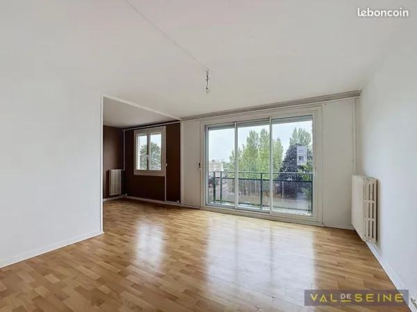 Appartement 4 pièces 77 m²