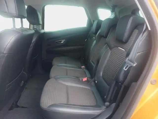 Renault Scenic 1.3 tce 140ch energy intens — photo 12