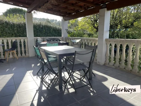 Villa individuelle - jardin - piscine