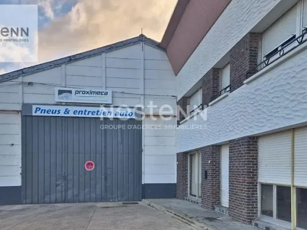 Local 4 pièces 485 m²