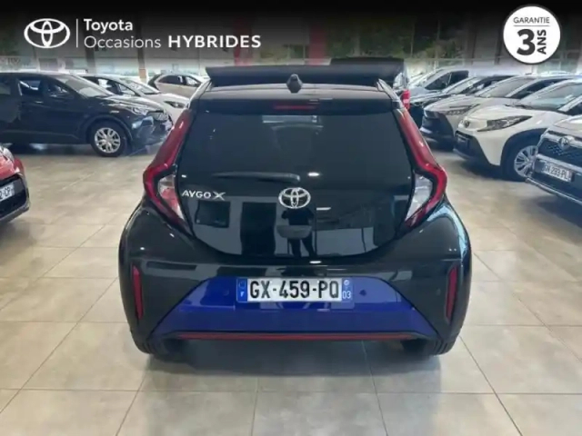 Toyota Aygo X 1.0 vvt-i 72ch air design pack zen — photo 15