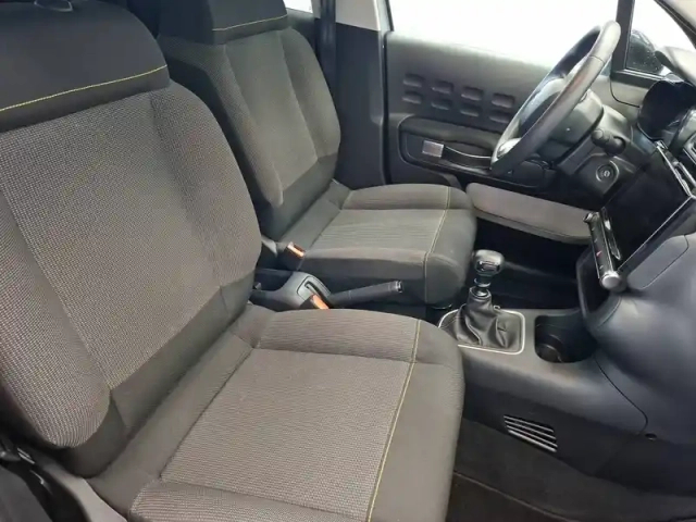 Citroën C3 puretech 110 ch bvm6 — photo 9