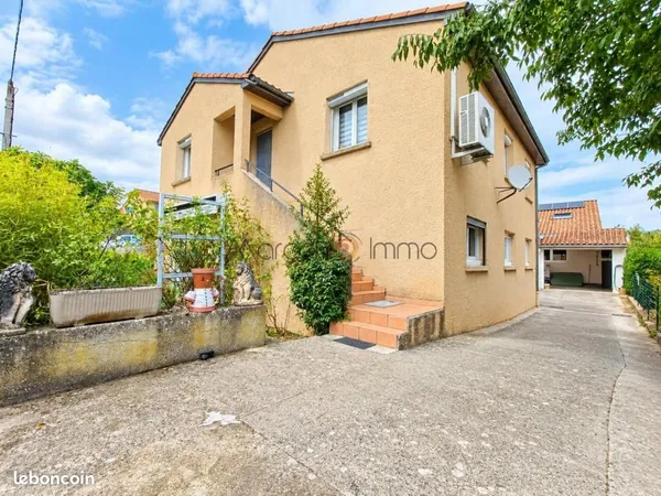 Maison 5 pièces 250 m²