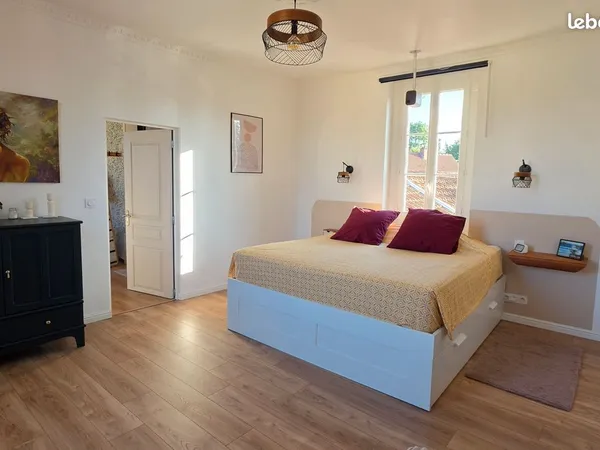 Maison 165m2 Corbie, beaux volumes. Idéalement située
