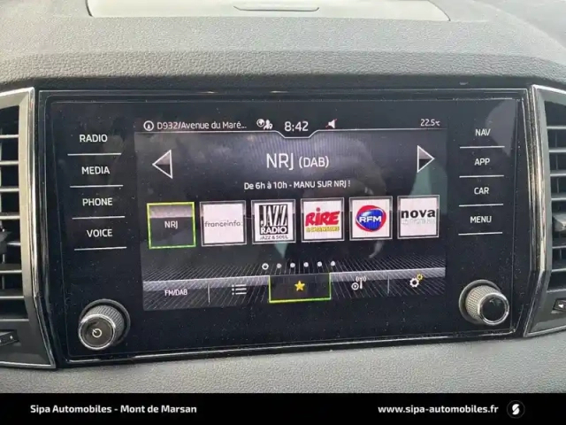 Skoda Karoq 2.0 tdi 116 ch scr dsg7 — photo 17