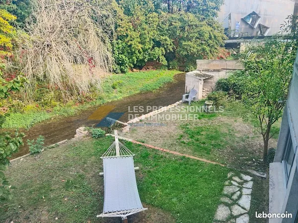 Maison de ville 11 pièces 246 m²