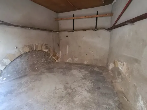 Parking 13 m²