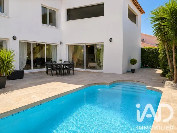 Maison 6 pièces 181 m²