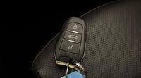 Opel Grandland X Hybrid4 300ch Ultimate — photo 16