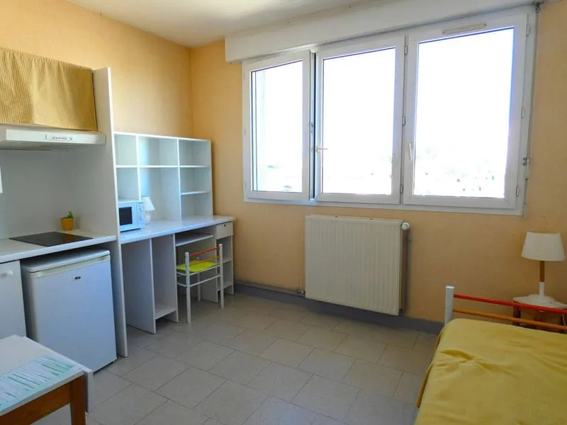 Photo 2