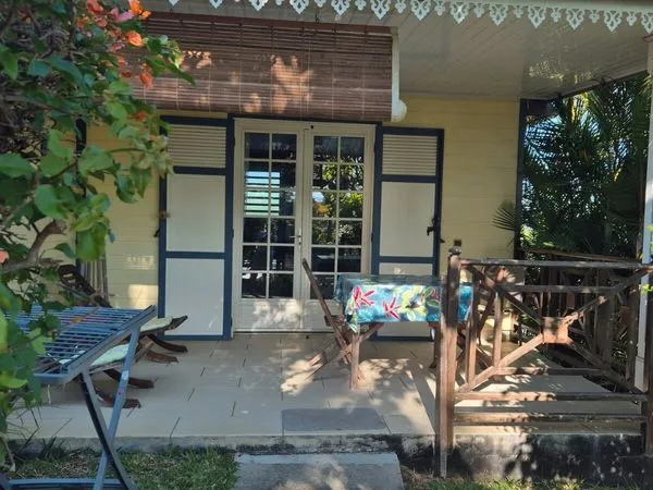 Studio meuble et équipé