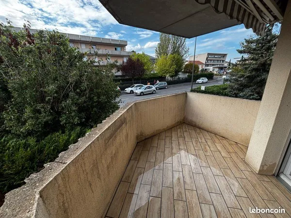 Appartement 65m2 avec balcon et 2 parkings