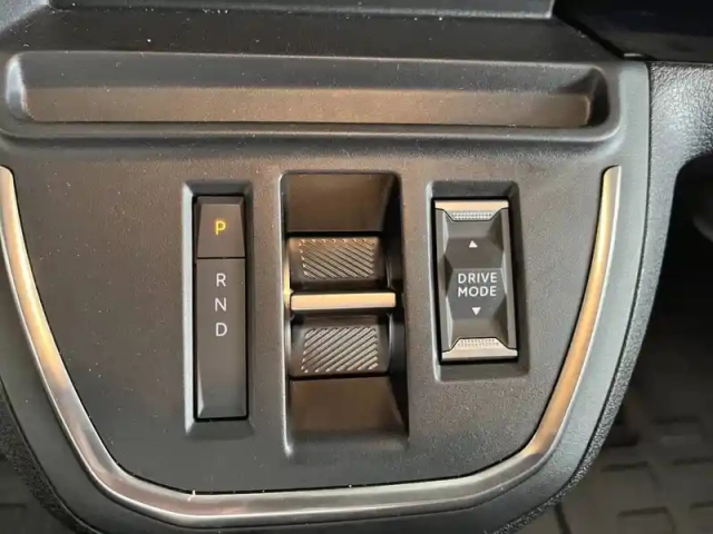 Citroën Jumpy e- fgn taille m 100 kw (136 ch) batterie 75 kwh — photo 6